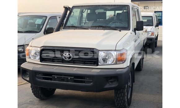 Buy Import Toyota Land Cruiser White Car in Import - Dubai in Akmecet Buy Import Toyota Land Cruiser White Car in Import - Dubai in Akmecet
