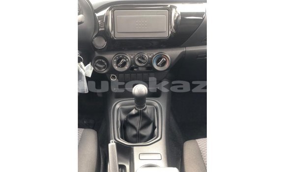 Buy Import Toyota Hilux White Car in Import - Dubai in Akmecet Buy Import Toyota Hilux White Car in Import - Dubai in Akmecet