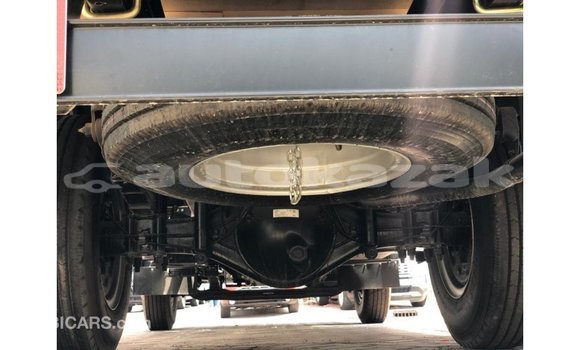 Buy Import Mitsubishi Carisma White Car in Import - Dubai in Akmecet Buy Import Mitsubishi Carisma White Car in Import - Dubai in Akmecet