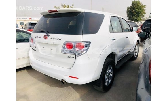 Buy Import Toyota Fortuner White Car in Import - Dubai in Akmecet Buy Import Toyota Fortuner White Car in Import - Dubai in Akmecet
