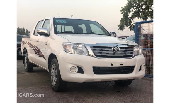 Buy Import Toyota Hilux White Car in Import - Dubai in Akmecet Buy Import Toyota Hilux White Car in Import - Dubai in Akmecet