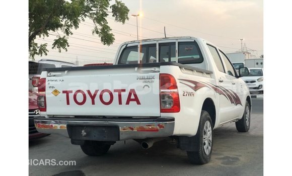 Buy Import Toyota Hilux White Car in Import - Dubai in Akmecet Buy Import Toyota Hilux White Car in Import - Dubai in Akmecet