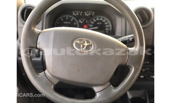 Buy Import Toyota Land Cruiser White Car in Import - Dubai in Akmecet Buy Import Toyota Land Cruiser White Car in Import - Dubai in Akmecet