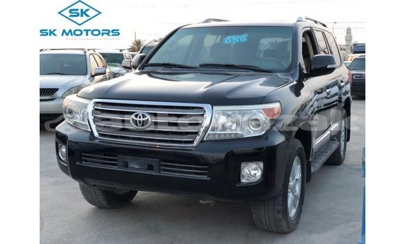 Buy Import Toyota Land Cruiser Black Car in Import - Dubai in Akmecet