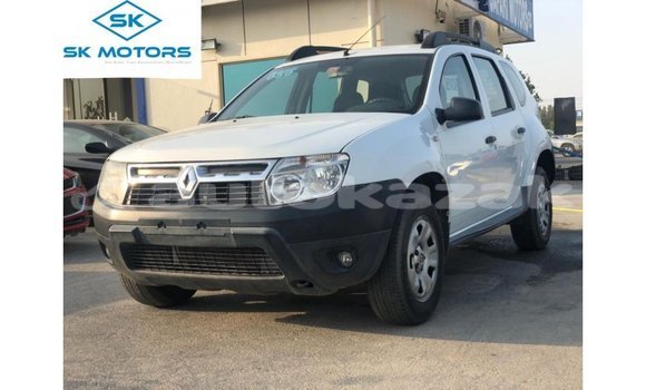 Buy Import Renault Duster White Car in Import - Dubai in Akmecet