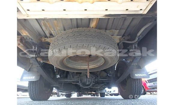 Buy Import Nissan Caravan White Car in Import - Dubai in Akmecet Buy Import Nissan Caravan White Car in Import - Dubai in Akmecet