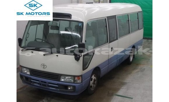 Buy Import Toyota Coaster White Car in Import - Dubai in Akmecet