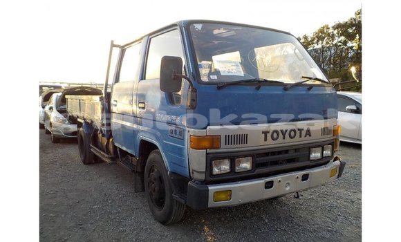 Buy Import Toyota Dyna Blue Car in Import - Dubai in Akmecet Buy Import Toyota Dyna Blue Car in Import - Dubai in Akmecet