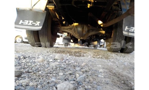 Buy Import Toyota Dyna Blue Car in Import - Dubai in Akmecet Buy Import Toyota Dyna Blue Car in Import - Dubai in Akmecet