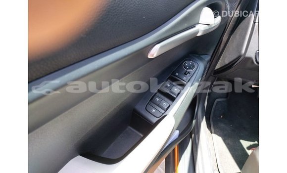 Buy Import Kia Carens Other Car in Import - Dubai in Akmecet Buy Import Kia Carens Other Car in Import - Dubai in Akmecet