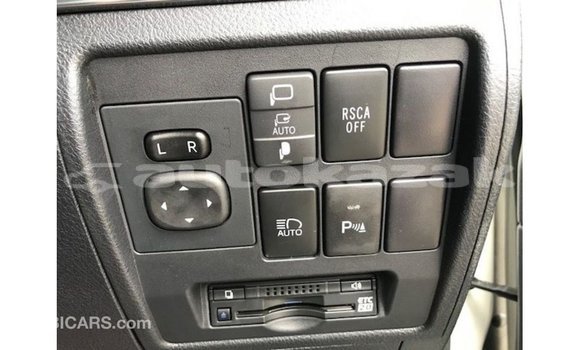 Buy Import Toyota Land Cruiser White Car in Import - Dubai in Akmecet Buy Import Toyota Land Cruiser White Car in Import - Dubai in Akmecet