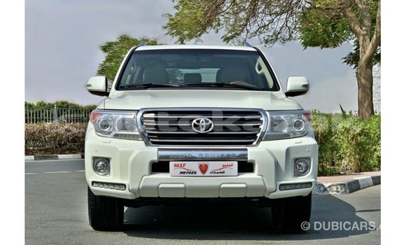 Buy Import Toyota Land Cruiser White Car in Import - Dubai in Akmecet Buy Import Toyota Land Cruiser White Car in Import - Dubai in Akmecet
