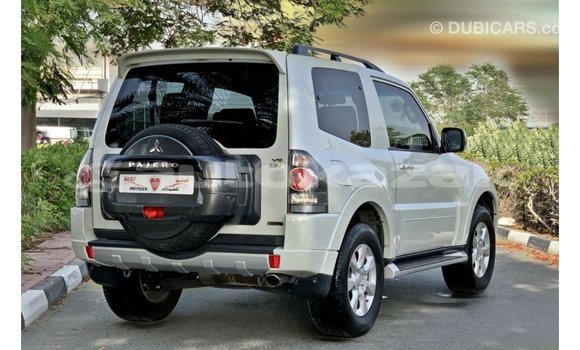 Buy Import Mitsubishi Pajero White Car in Import - Dubai in Akmecet Buy Import Mitsubishi Pajero White Car in Import - Dubai in Akmecet
