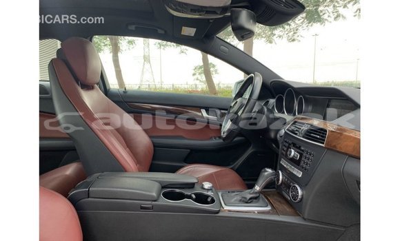 Buy Import Mercedes-Benz 190 Other Car in Import - Dubai in Akmecet Buy Import Mercedes-Benz 190 Other Car in Import - Dubai in Akmecet