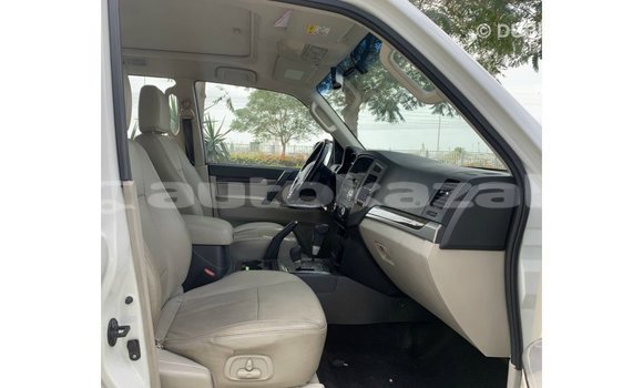 Buy Import Mitsubishi Pajero White Car in Import - Dubai in Akmecet Buy Import Mitsubishi Pajero White Car in Import - Dubai in Akmecet