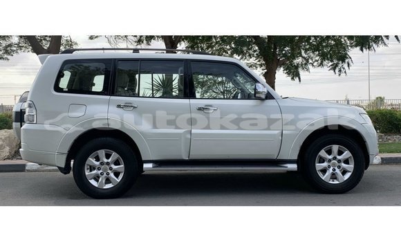 Buy Import Mitsubishi Pajero White Car in Import - Dubai in Akmecet Buy Import Mitsubishi Pajero White Car in Import - Dubai in Akmecet