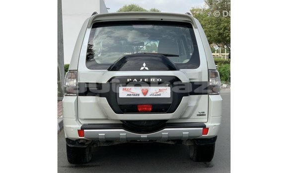 Buy Import Mitsubishi Pajero White Car in Import - Dubai in Akmecet Buy Import Mitsubishi Pajero White Car in Import - Dubai in Akmecet