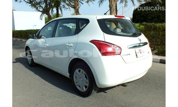 Buy Import Nissan Tiida White Car in Import - Dubai in Akmecet Buy Import Nissan Tiida White Car in Import - Dubai in Akmecet