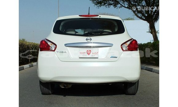 Buy Import Nissan Tiida White Car in Import - Dubai in Akmecet Buy Import Nissan Tiida White Car in Import - Dubai in Akmecet