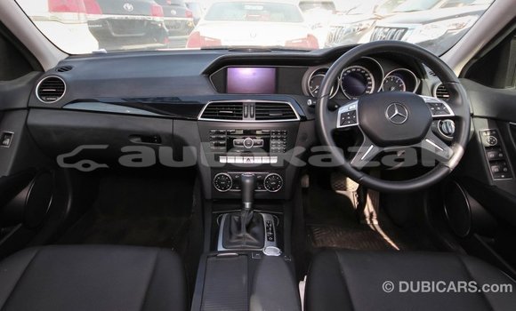 Buy Import Mercedes-Benz 200 White Car in Import - Dubai in Akmecet Buy Import Mercedes-Benz 200 White Car in Import - Dubai in Akmecet