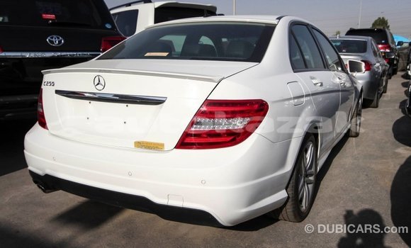 Buy Import Mercedes-Benz 200 White Car in Import - Dubai in Akmecet Buy Import Mercedes-Benz 200 White Car in Import - Dubai in Akmecet