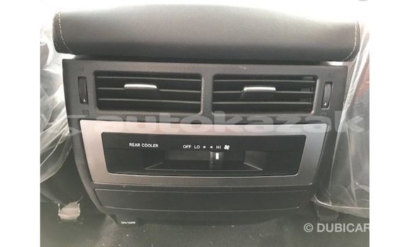 Buy Import Toyota Land Cruiser White Car in Import - Dubai in Akmecet Buy Import Toyota Land Cruiser White Car in Import - Dubai in Akmecet