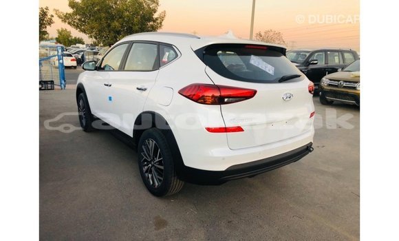Buy Import Hyundai Tucson White Car in Import - Dubai in Akmecet Buy Import Hyundai Tucson White Car in Import - Dubai in Akmecet