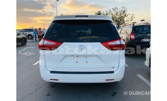 Buy Import Toyota Sienna White Car in Import - Dubai in Akmecet Buy Import Toyota Sienna White Car in Import - Dubai in Akmecet