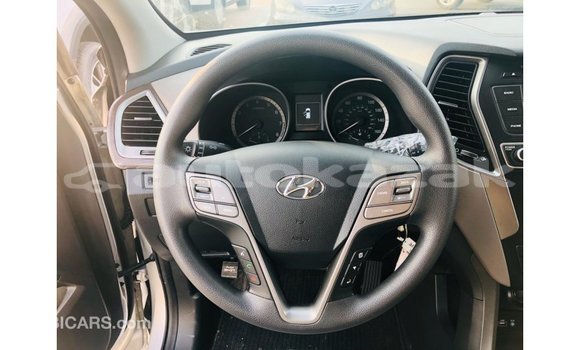 Buy Import Hyundai Santa Fe Other Car in Import - Dubai in Akmecet Buy Import Hyundai Santa Fe Other Car in Import - Dubai in Akmecet