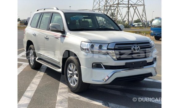Buy Import Toyota Land Cruiser White Car in Import - Dubai in Akmecet Buy Import Toyota Land Cruiser White Car in Import - Dubai in Akmecet
