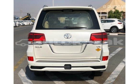 Buy Import Toyota Land Cruiser White Car in Import - Dubai in Akmecet Buy Import Toyota Land Cruiser White Car in Import - Dubai in Akmecet