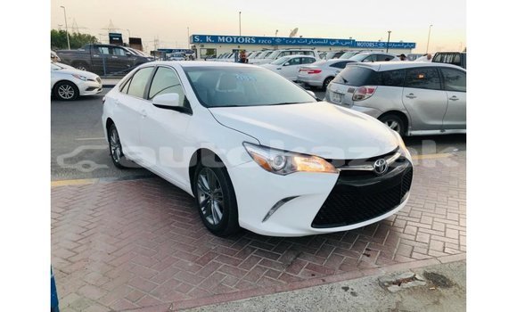 Buy Import Toyota Camry White Car in Import - Dubai in Akmecet Buy Import Toyota Camry White Car in Import - Dubai in Akmecet