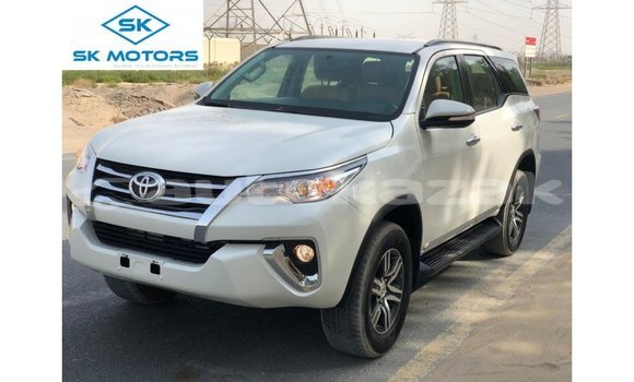 Buy Import Toyota Fortuner White Car in Import - Dubai in Akmecet