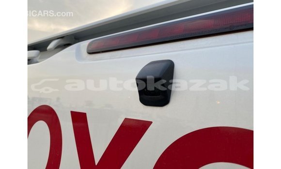 Buy Import Toyota Hilux White Car in Import - Dubai in Akmecet Buy Import Toyota Hilux White Car in Import - Dubai in Akmecet