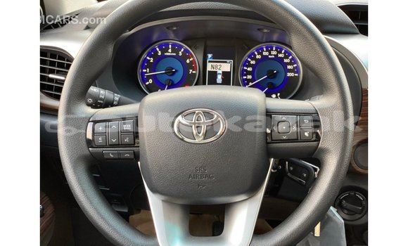 Buy Import Toyota Hilux White Car in Import - Dubai in Akmecet Buy Import Toyota Hilux White Car in Import - Dubai in Akmecet