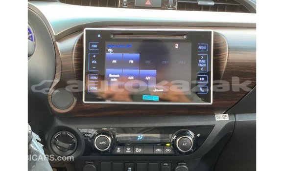 Buy Import Toyota Hilux White Car in Import - Dubai in Akmecet Buy Import Toyota Hilux White Car in Import - Dubai in Akmecet