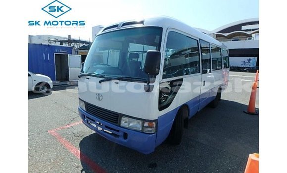 Buy Import Toyota Coaster White Car in Import - Dubai in Akmecet