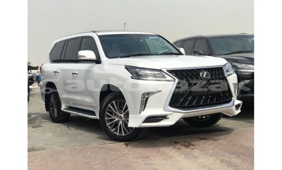 Buy Import Lexus LX White Car in Import - Dubai in Akmecet