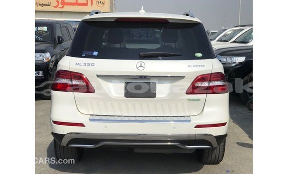 Buy Import Mercedes-Benz 190 White Car in Import - Dubai in Akmecet Buy Import Mercedes-Benz 190 White Car in Import - Dubai in Akmecet