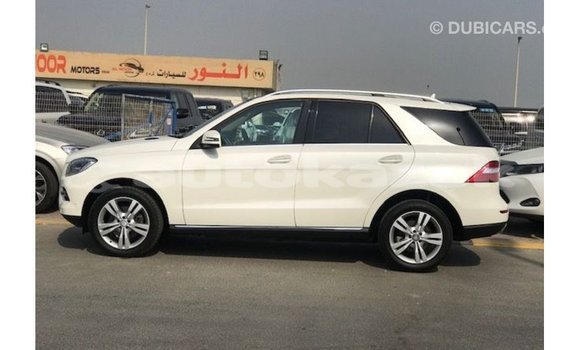 Buy Import Mercedes-Benz 190 White Car in Import - Dubai in Akmecet Buy Import Mercedes-Benz 190 White Car in Import - Dubai in Akmecet