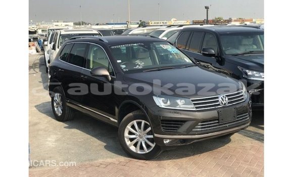 Buy Import Volkswagen Touareg Brown Car in Import - Dubai in Akmecet Buy Import Volkswagen Touareg Brown Car in Import - Dubai in Akmecet