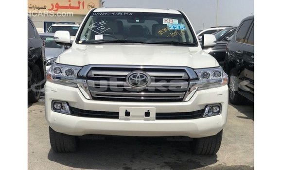 Buy Import Toyota Land Cruiser White Car in Import - Dubai in Akmecet Buy Import Toyota Land Cruiser White Car in Import - Dubai in Akmecet