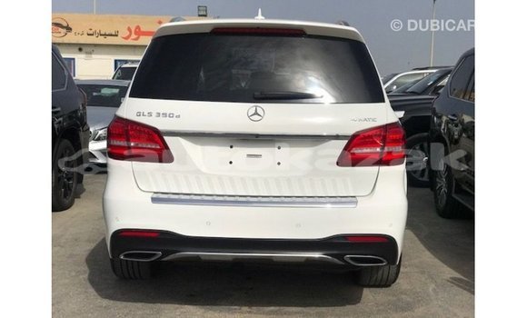 Buy Import Mercedes-Benz 190 White Car in Import - Dubai in Akmecet Buy Import Mercedes-Benz 190 White Car in Import - Dubai in Akmecet