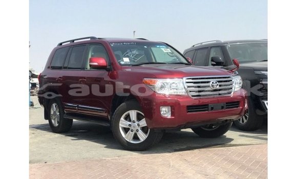 Buy Import Toyota Land Cruiser Red Car in Import - Dubai in Akmecet