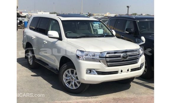 Buy Import Toyota Land Cruiser White Car in Import - Dubai in Akmecet Buy Import Toyota Land Cruiser White Car in Import - Dubai in Akmecet