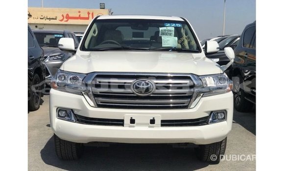 Buy Import Toyota Land Cruiser White Car in Import - Dubai in Akmecet Buy Import Toyota Land Cruiser White Car in Import - Dubai in Akmecet
