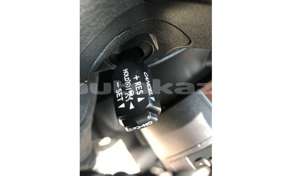 Buy Import Toyota Land Cruiser White Car in Import - Dubai in Akmecet Buy Import Toyota Land Cruiser White Car in Import - Dubai in Akmecet