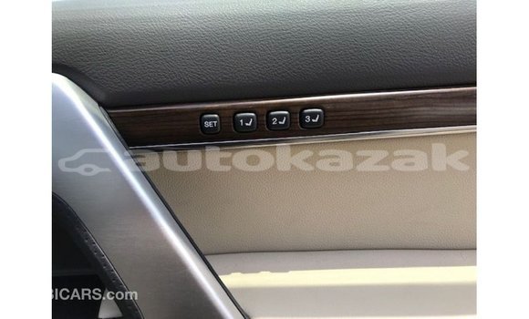 Buy Import Toyota Land Cruiser White Car in Import - Dubai in Akmecet Buy Import Toyota Land Cruiser White Car in Import - Dubai in Akmecet