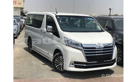 Buy Import Toyota Granvia White Car in Import - Dubai in Akmecet Buy Import Toyota Granvia White Car in Import - Dubai in Akmecet