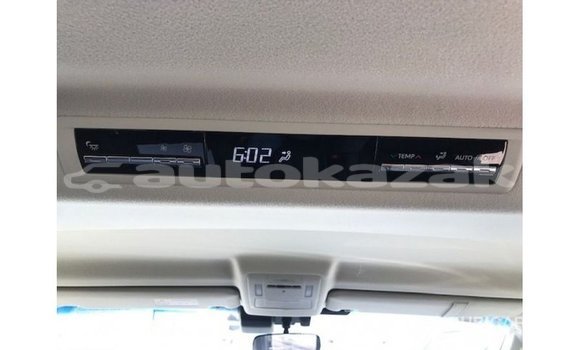 Buy Import Toyota Granvia White Car in Import - Dubai in Akmecet Buy Import Toyota Granvia White Car in Import - Dubai in Akmecet